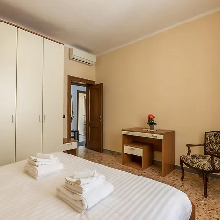 Appartement Varese *